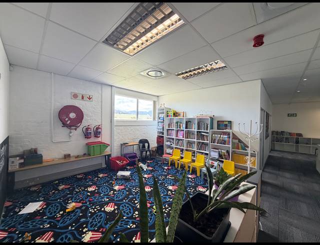 548M² OFFICE TO LET IN SOMERSET WEST MALL TRIANGLE
